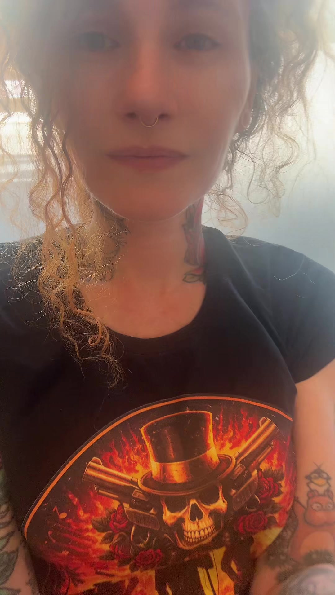 @Curlyhairwithtattoos