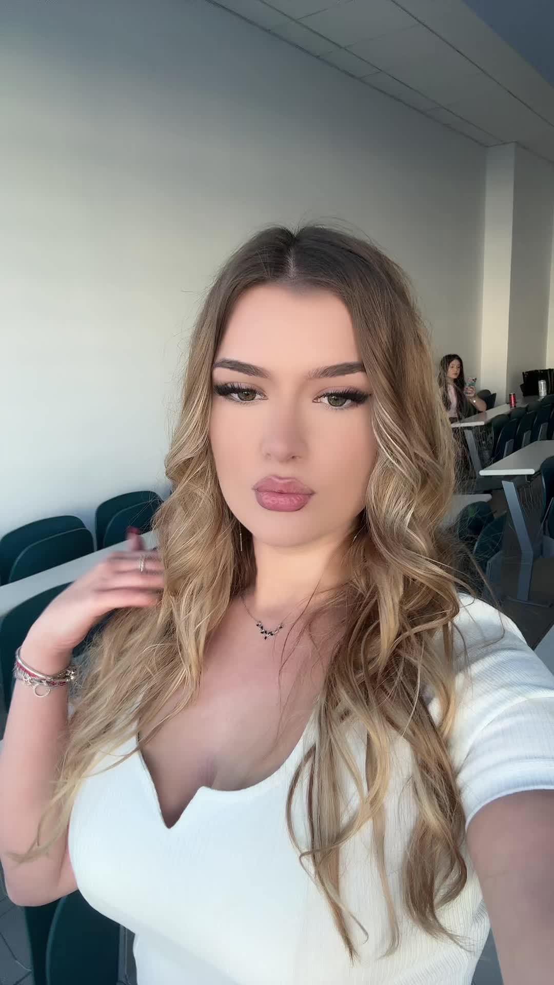 @Bianca🤍