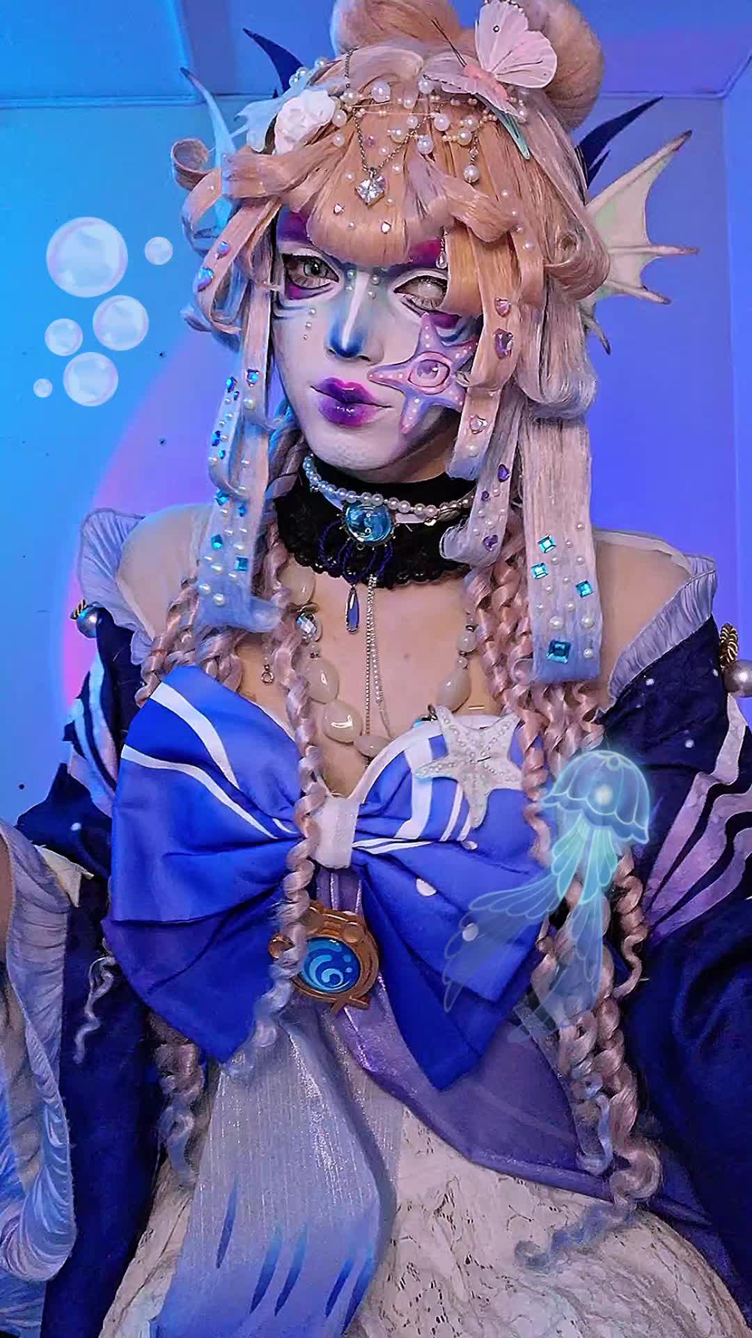 @Julius🌀🦋