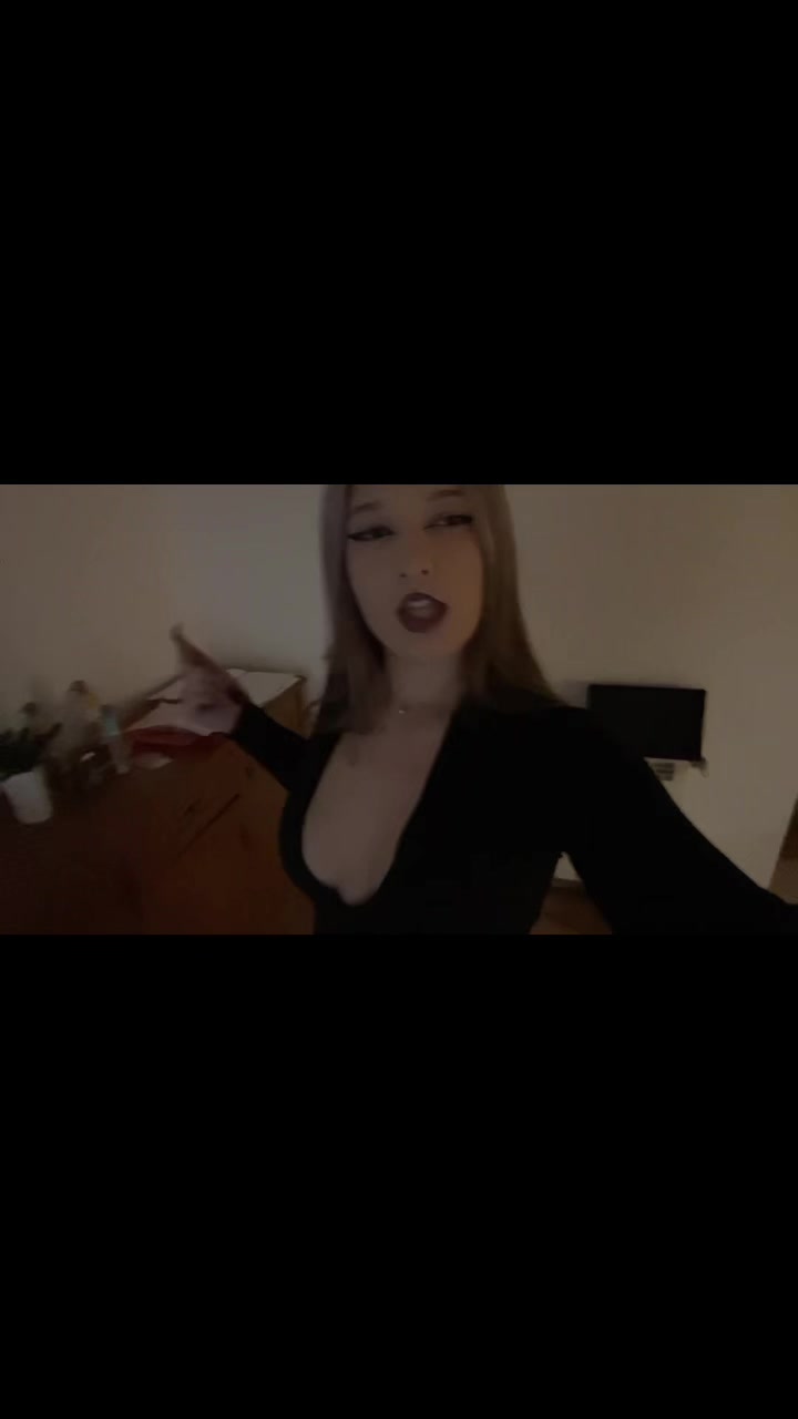 @paullineczeqq