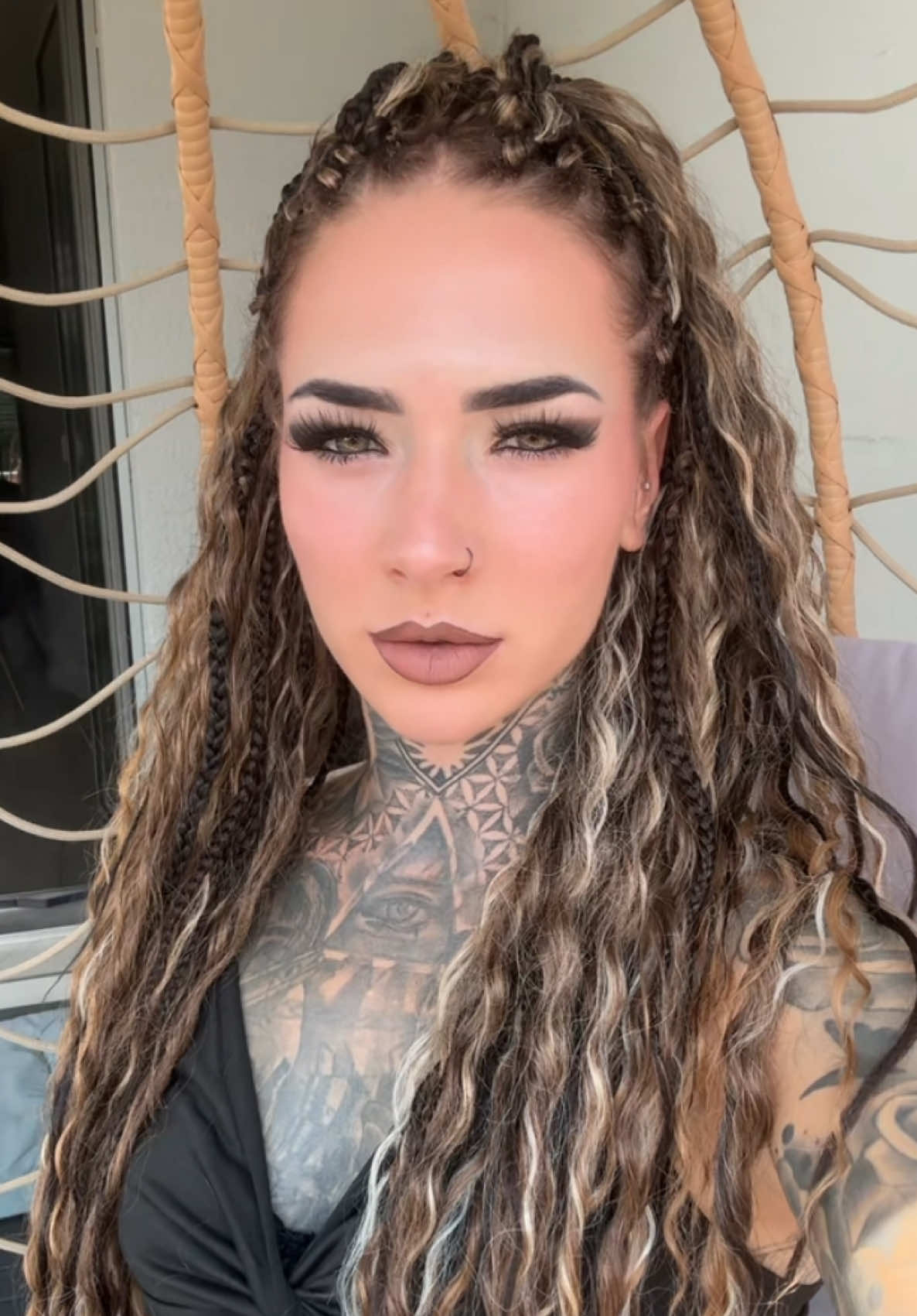 @🙈