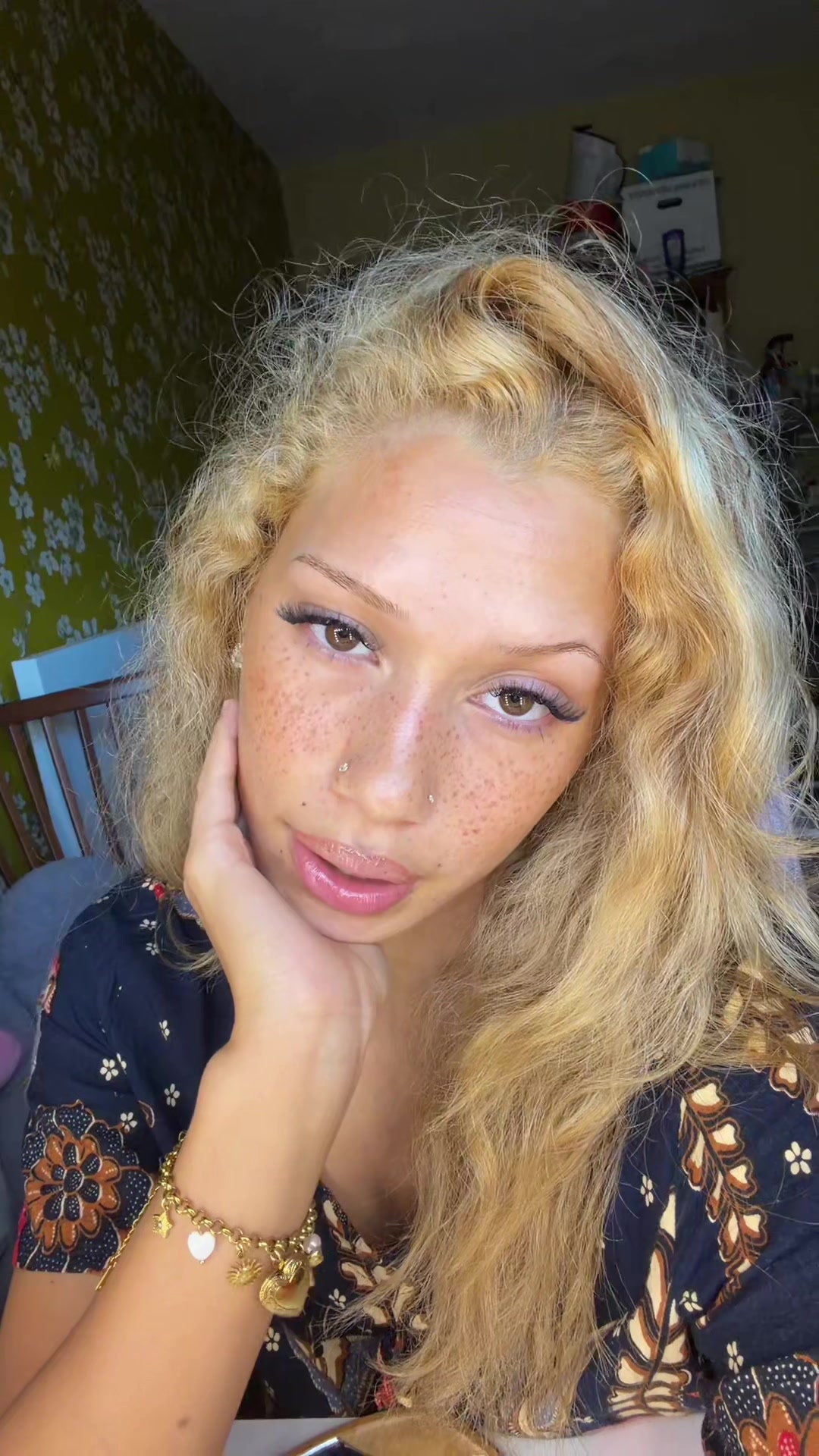 @ALYSSA