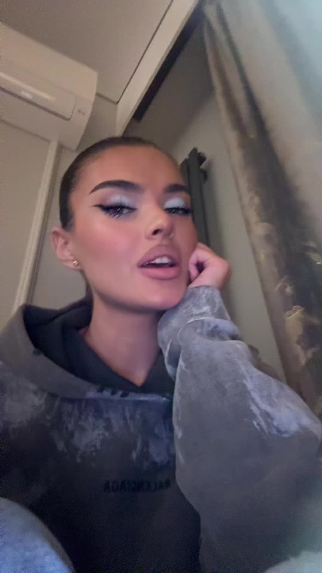 @ioannnaaaa__
