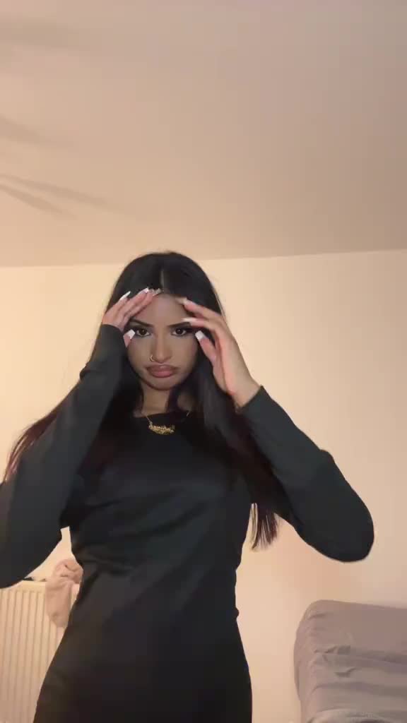 @Riya🌟