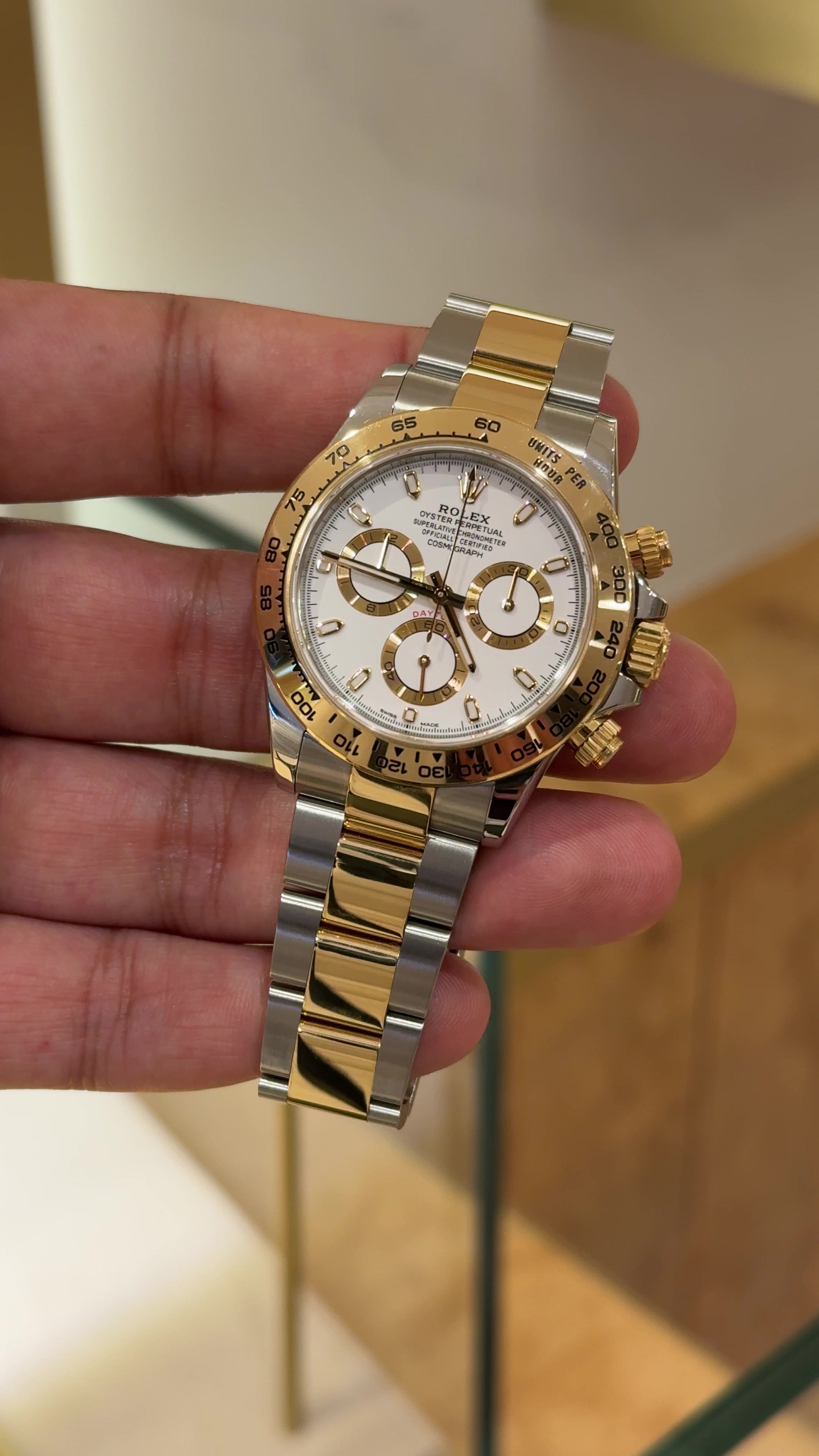 @Luxe Watches