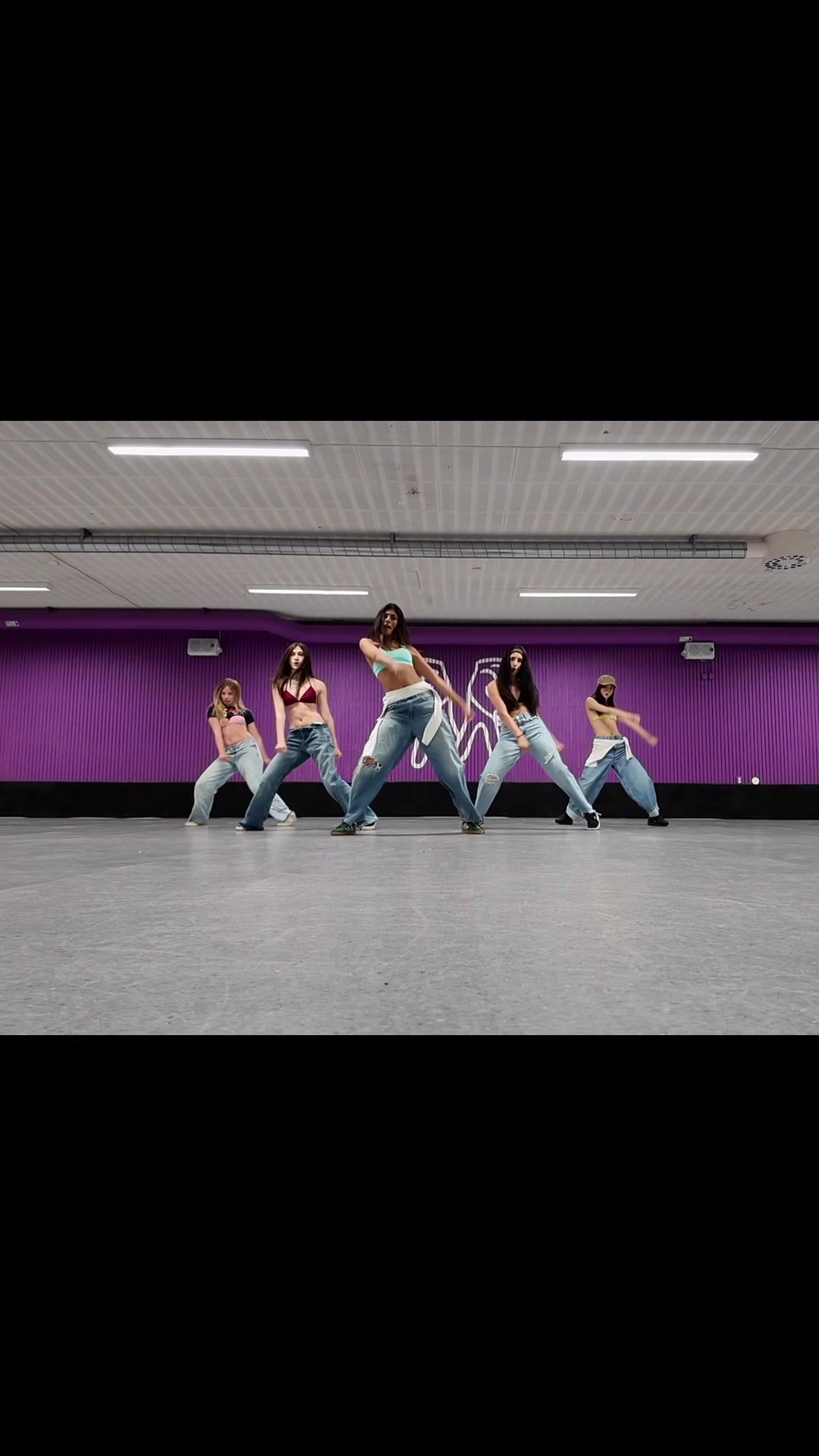 @MixDancers Academy
