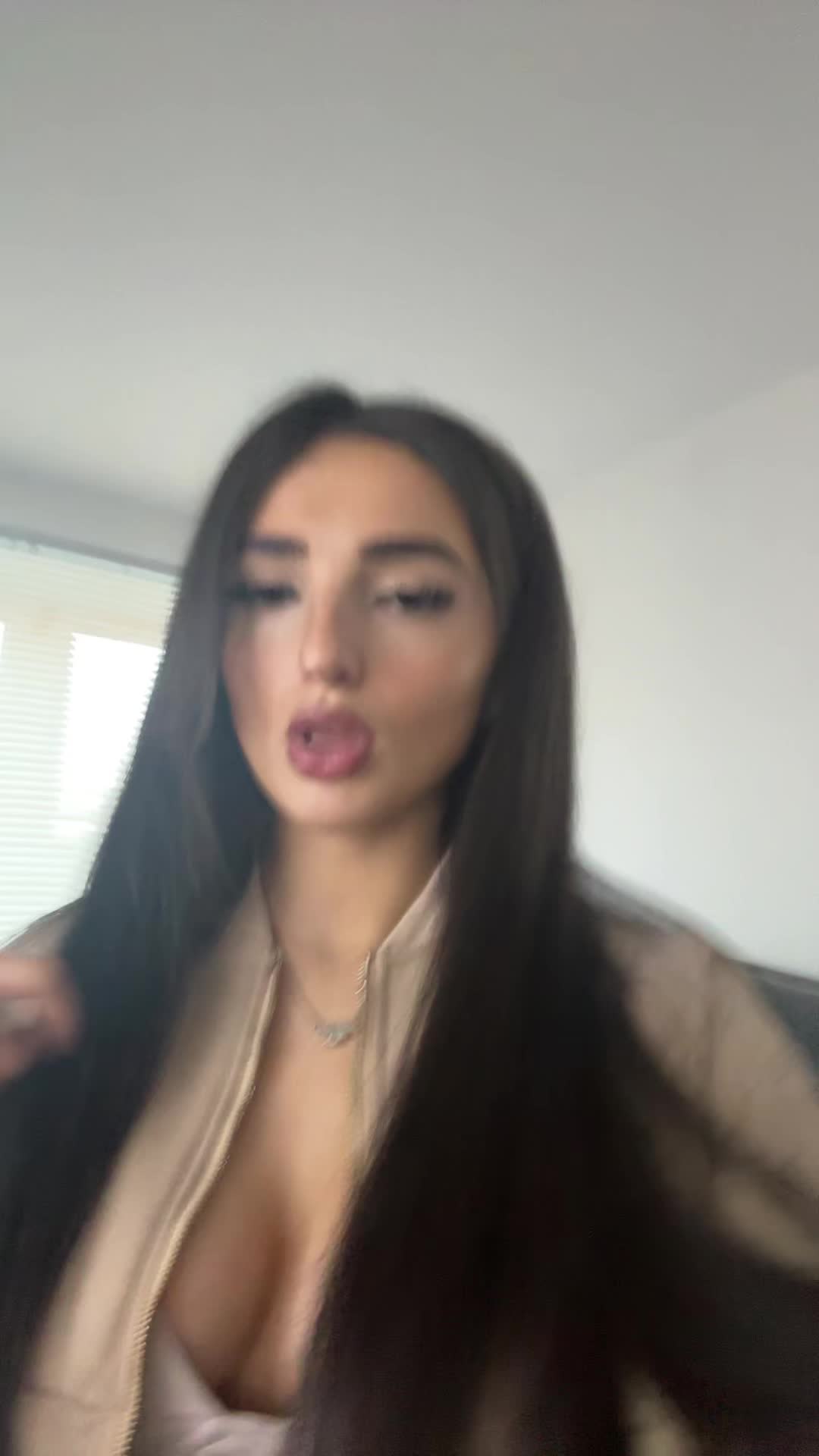 @𝐋ꨄ