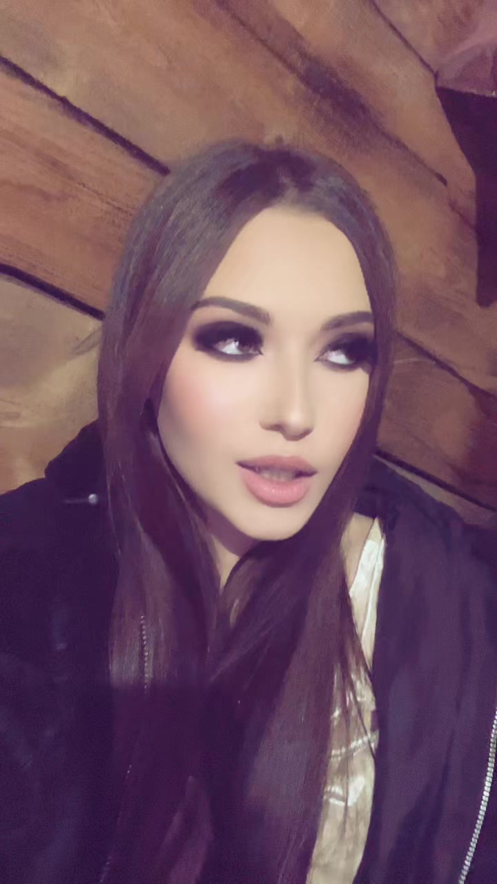 @Izabela🩷