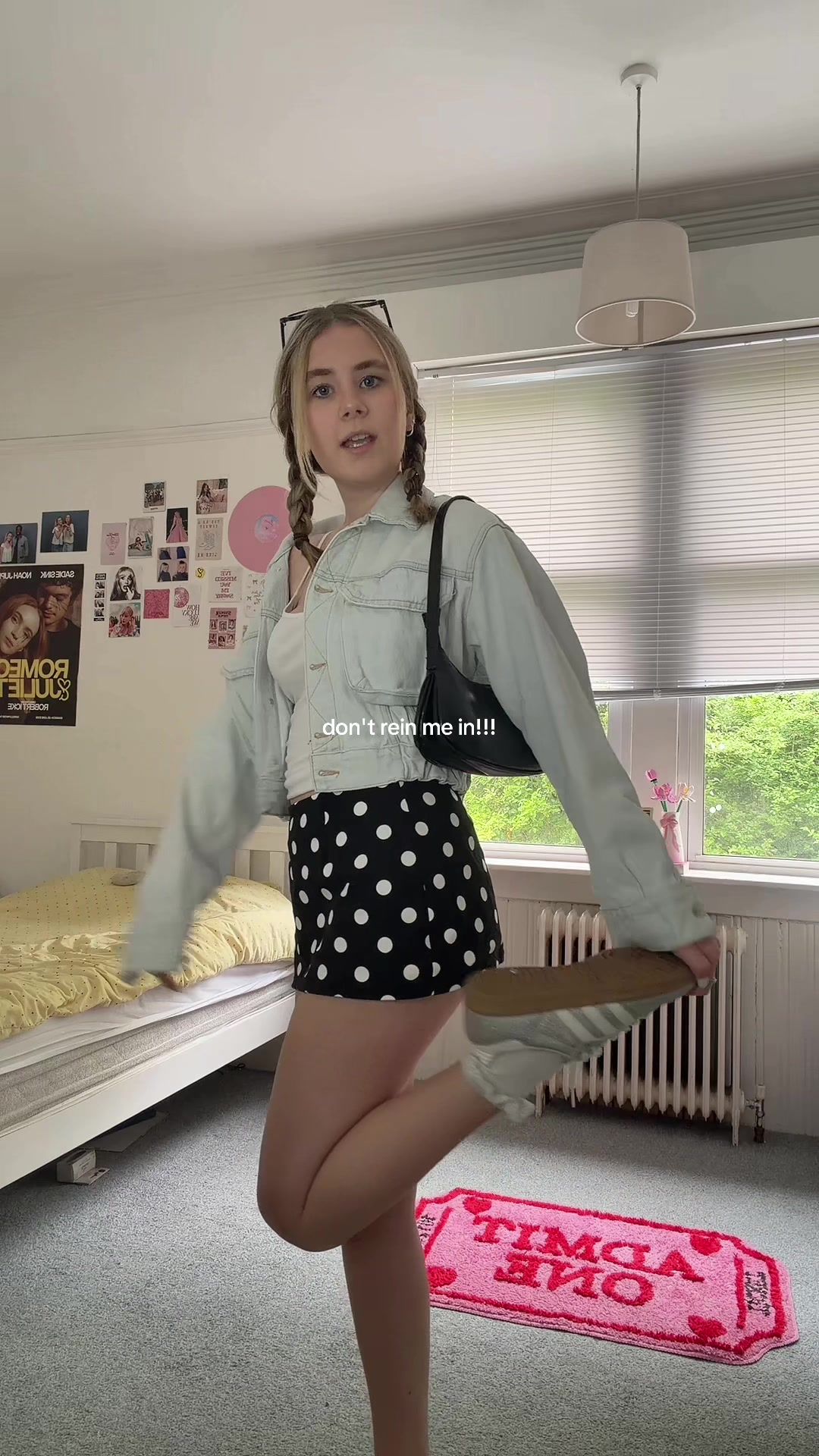 @julia 💖🍒🏠🐈⬛💋🪩