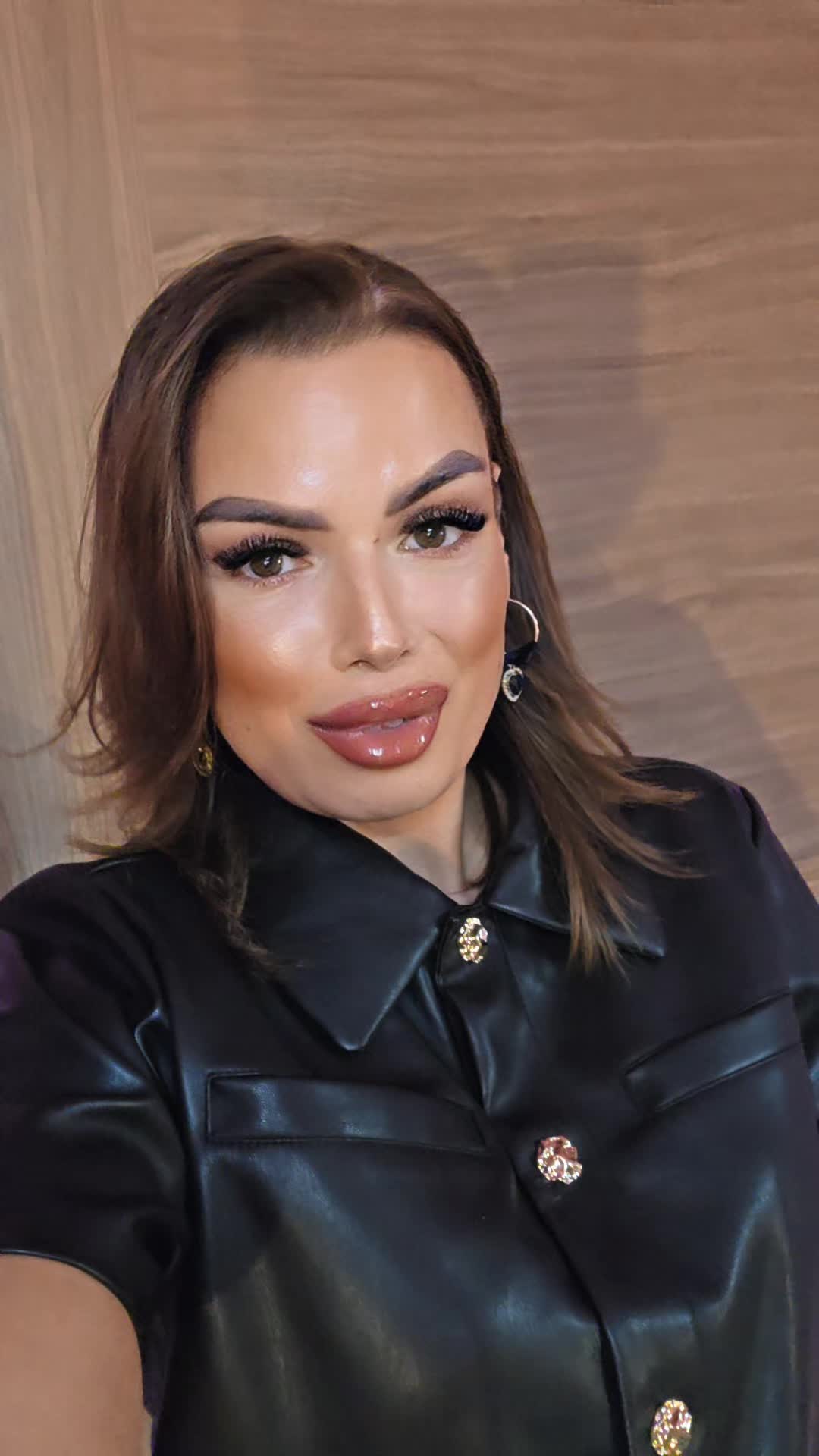 @Tania karina