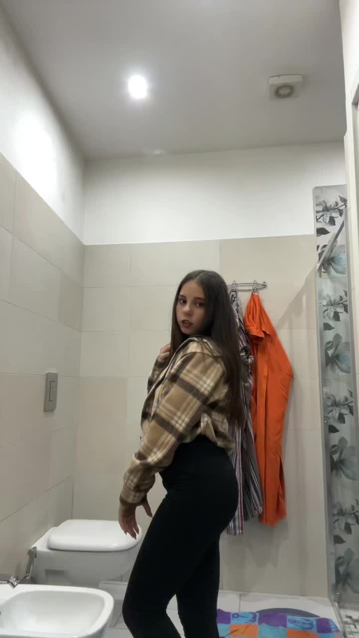 @𝓡