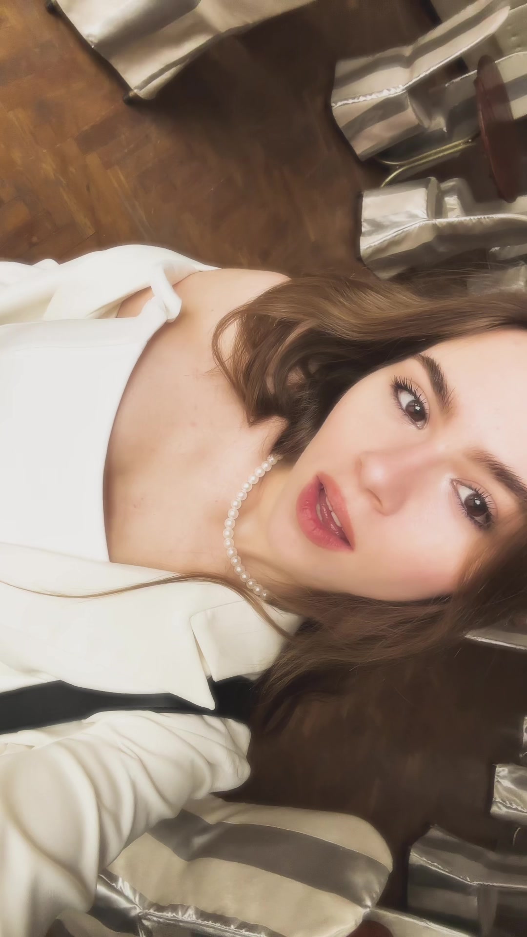 @veronika