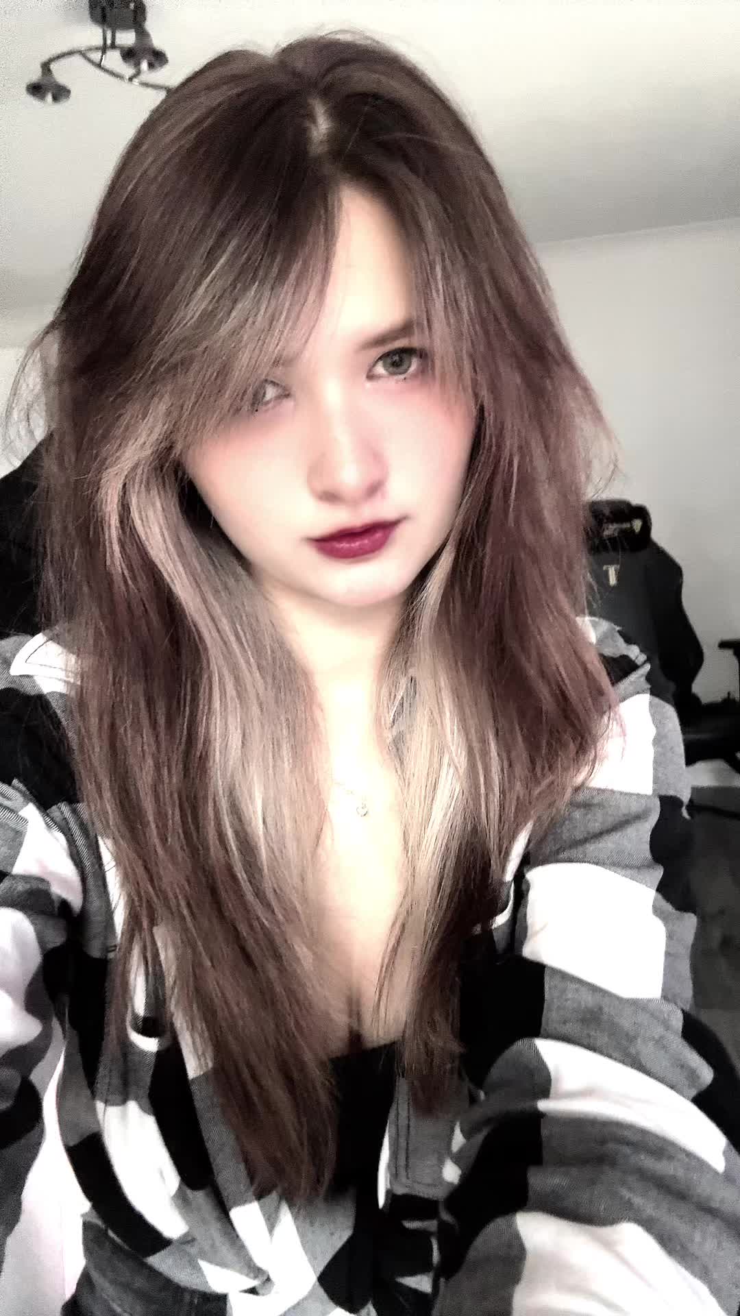 @Lily/liwynx