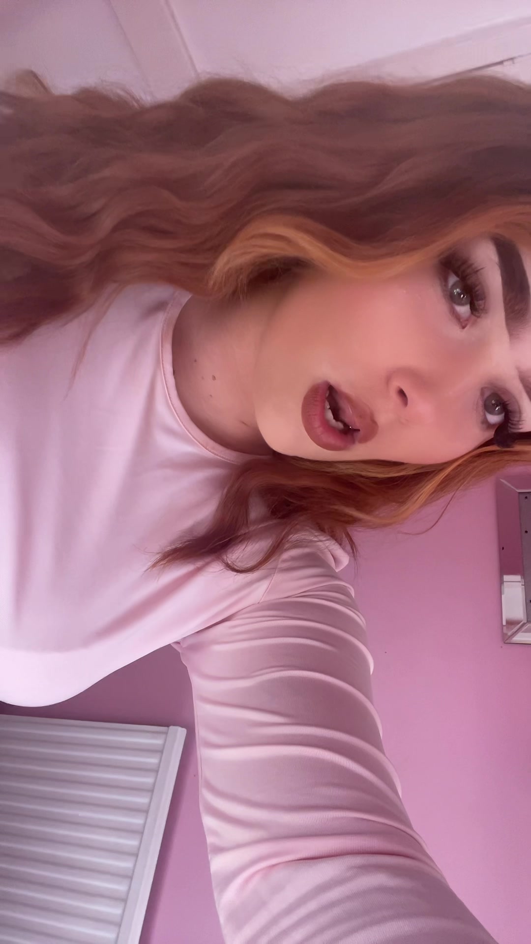 @️