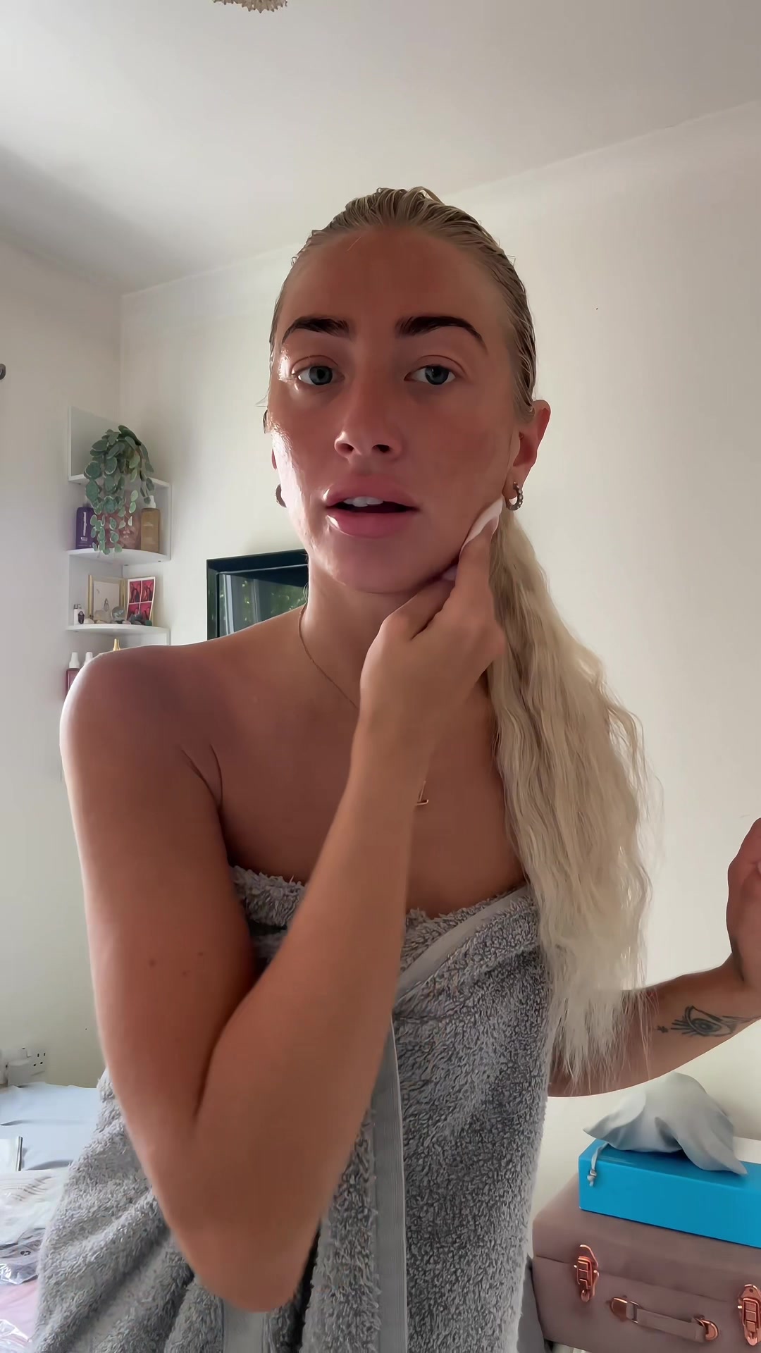 @laurenvinee