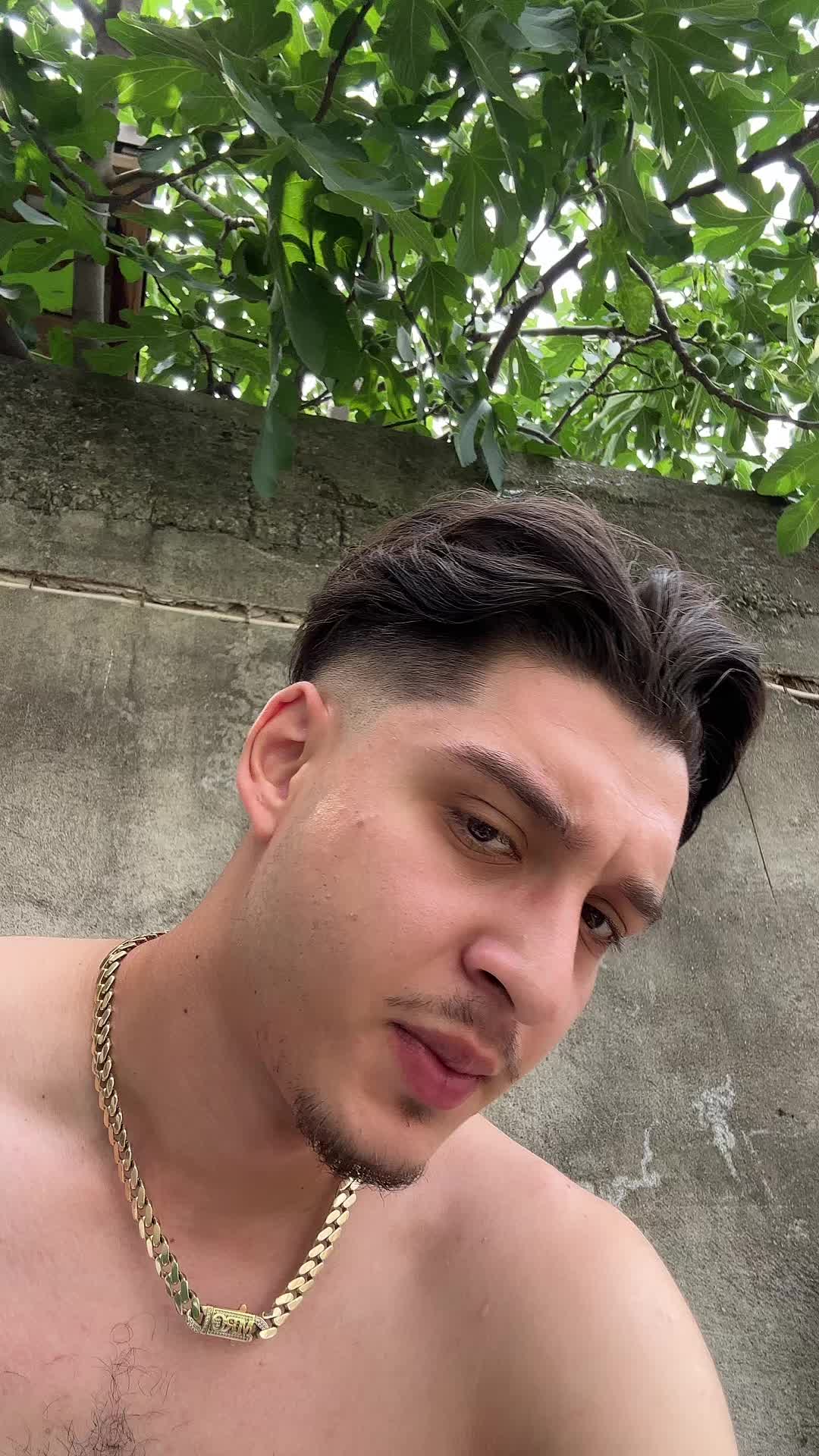 @AlecsandruMaryo