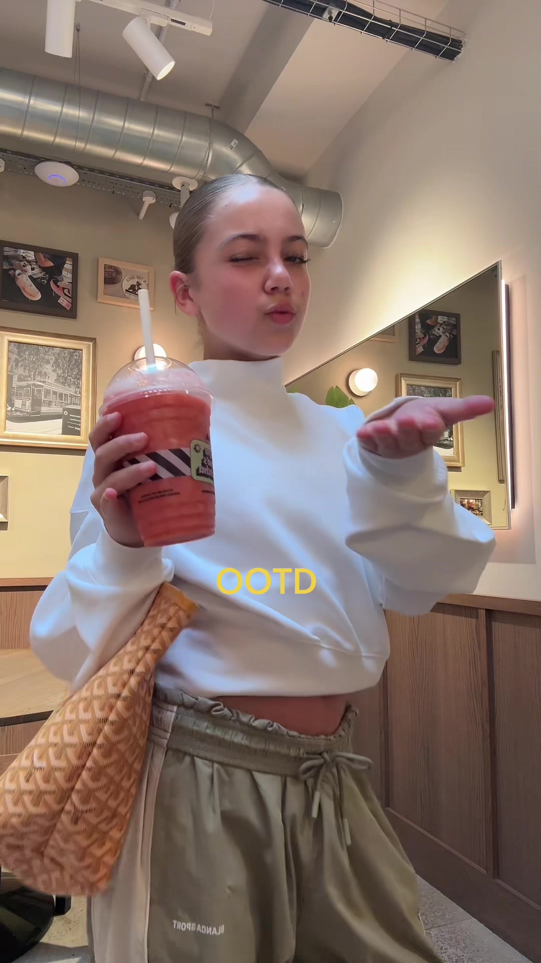@MissHattiebeuandMumtoo🪽