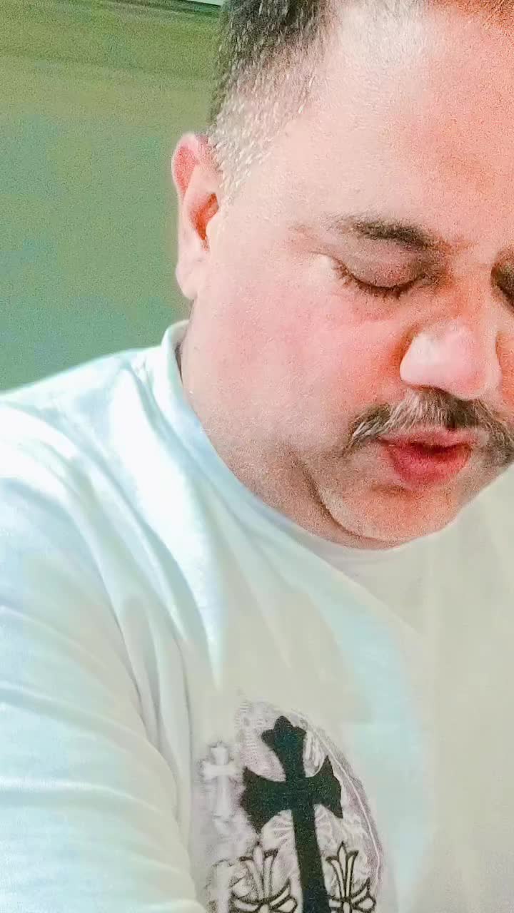 @:";":;p.":;'r.:"e..^e,.t';,"🤟