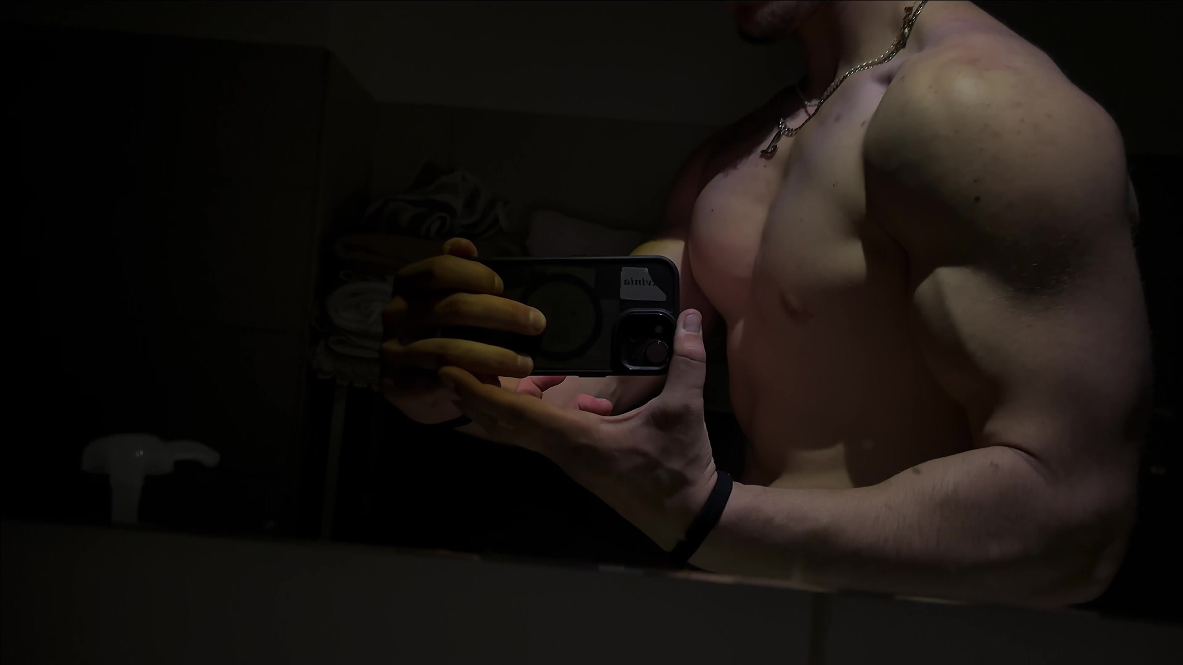 @🦇