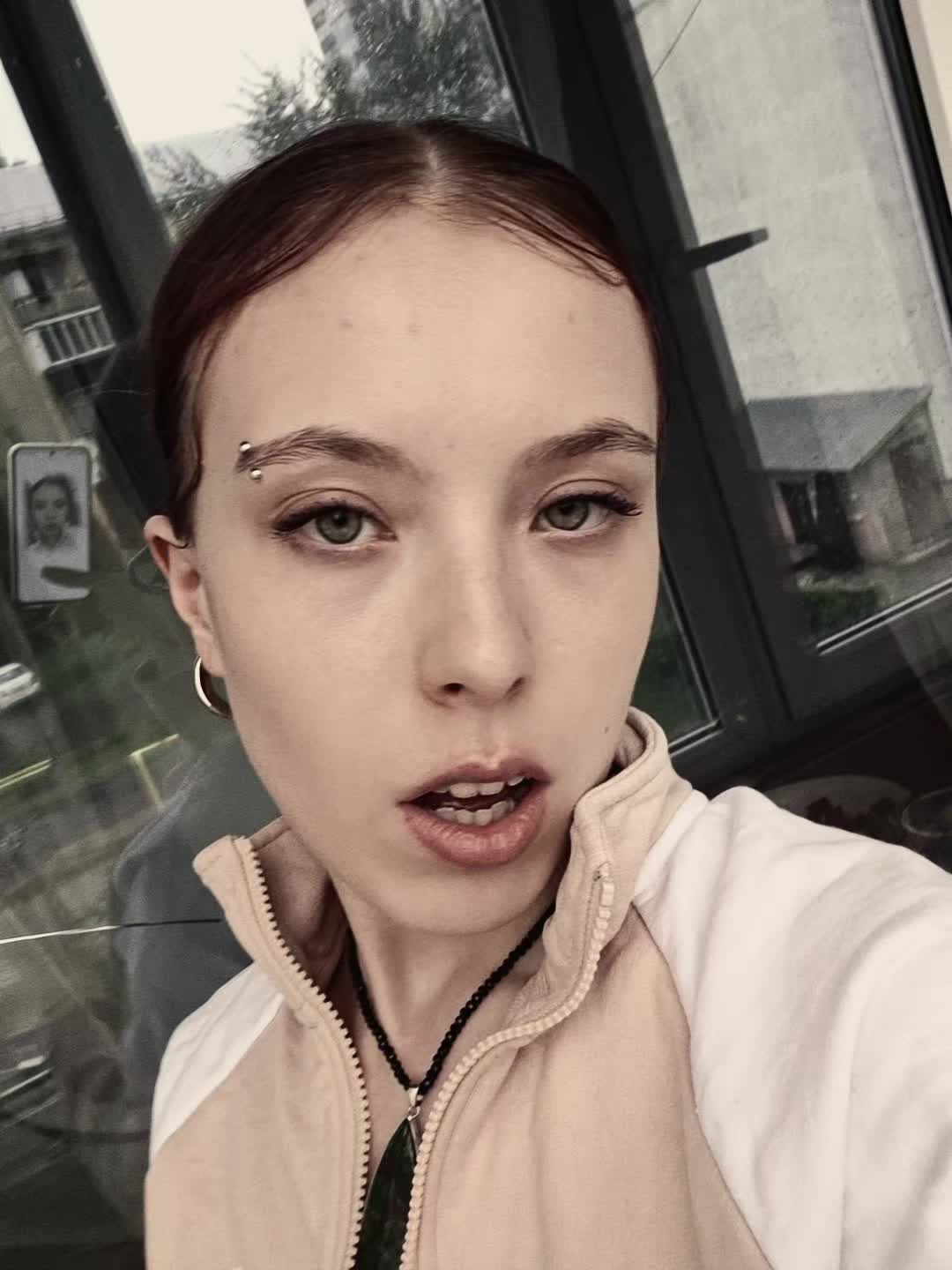 @Софочка♏️