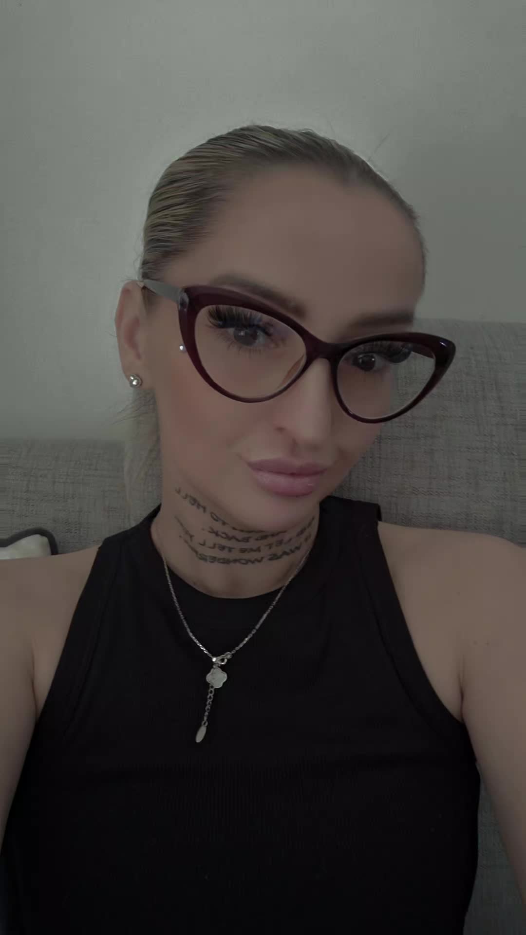 @Mała🫧