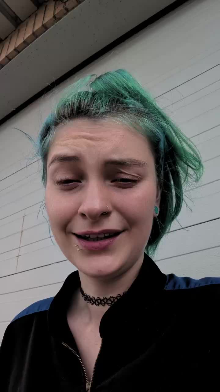 @Lucy Snow