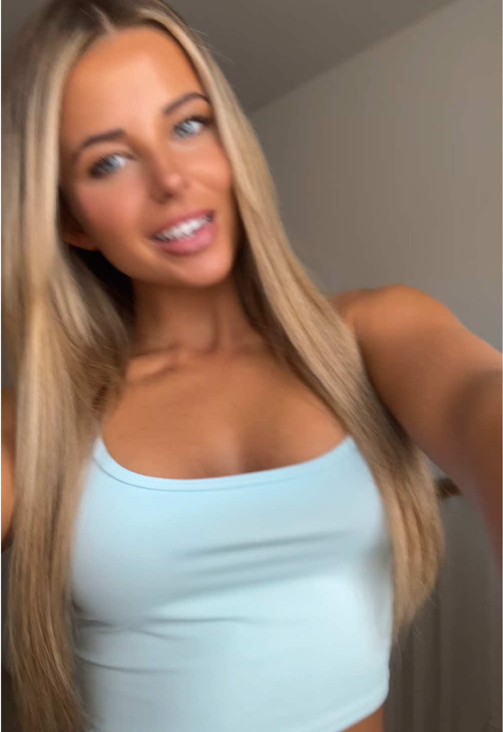 @KeiraHampson🦋
