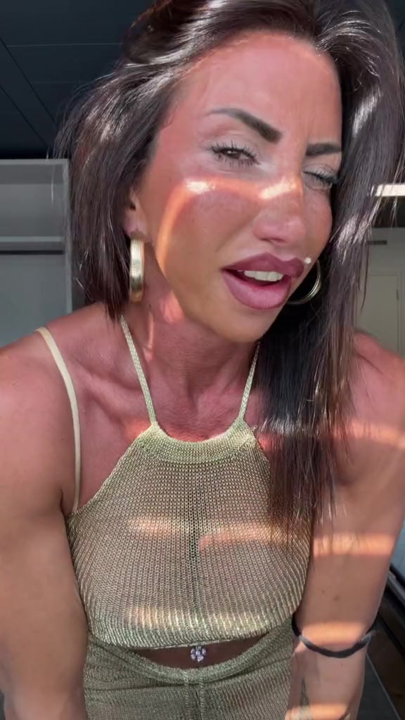 @Anela