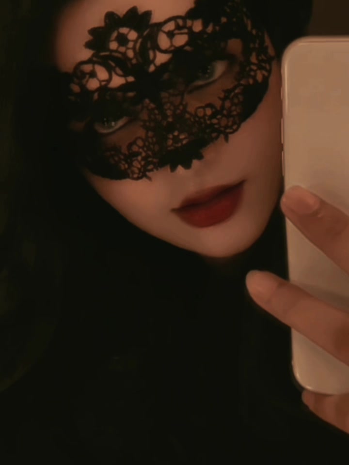 @Hassena🖤🕊️