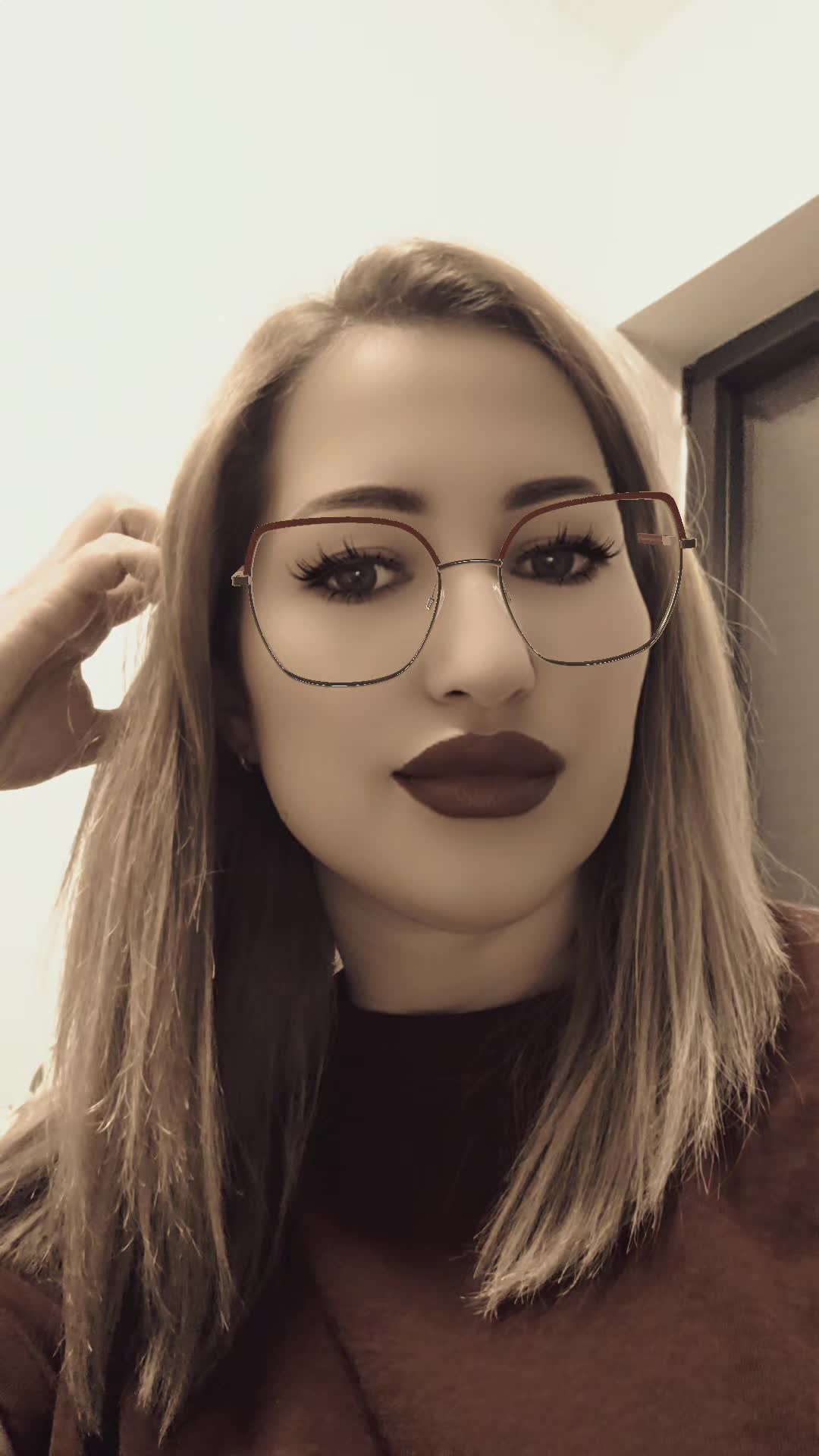 @Rena.rbb