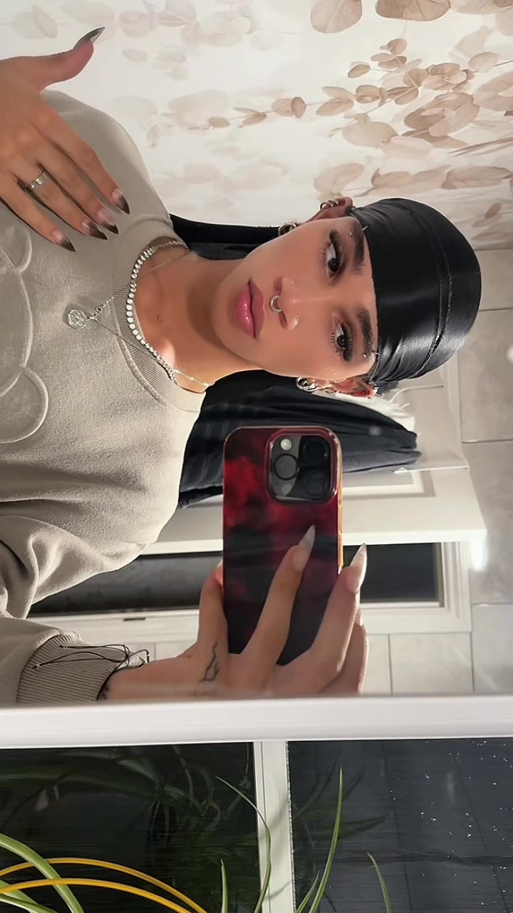 @𝐤𝐢𝐭𝐭𝐲𝐜𝐨𝐥𝐞 🐾
