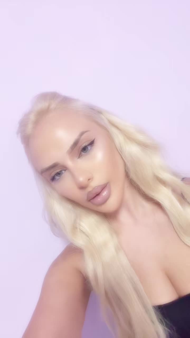 @Lilyana