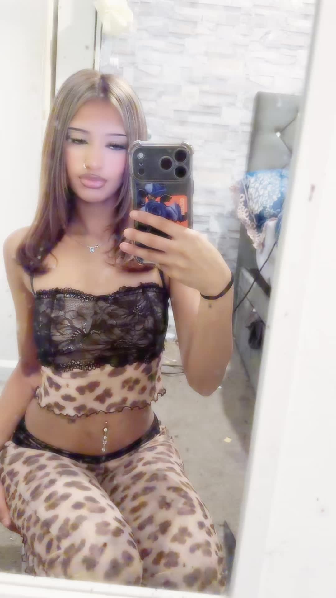 @&bull;𝐀🫨