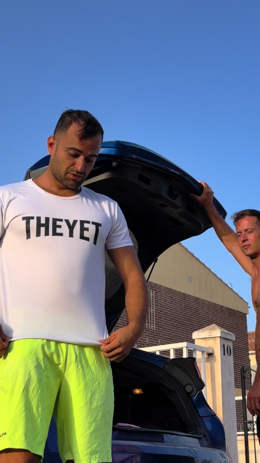 @THEYET