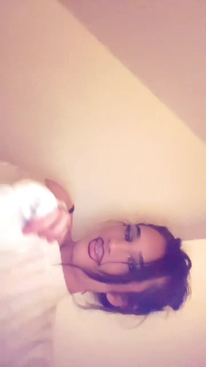 @𝓃𝒶𝓉𝒾🐰