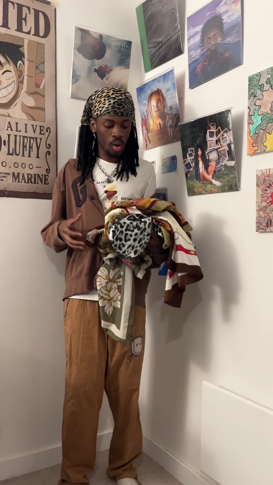 @ByRii (r-eye)🗣️