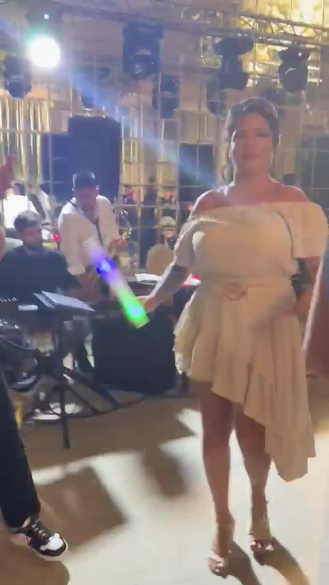 @Elena 🖤