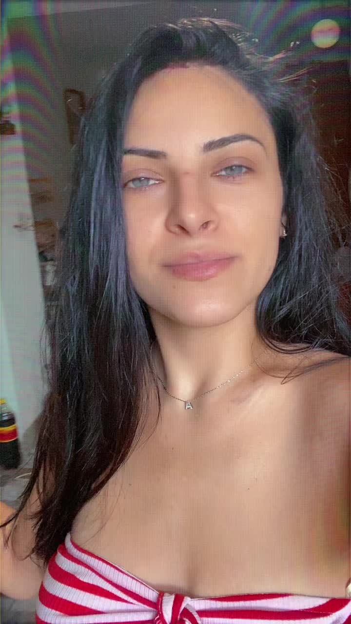 @Andreea🌹🖤