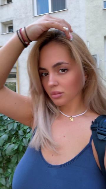 @juliicaa