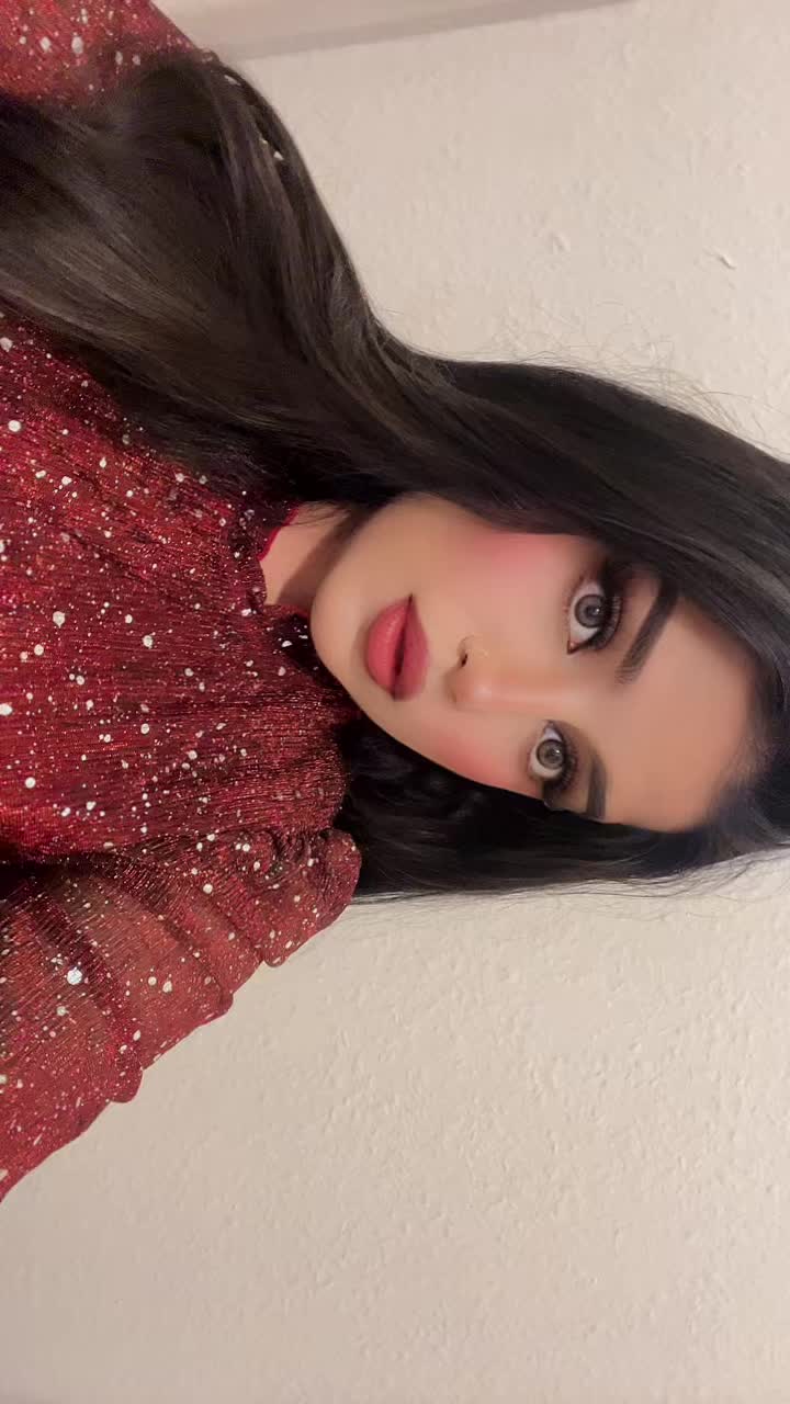 @QUEEN👑