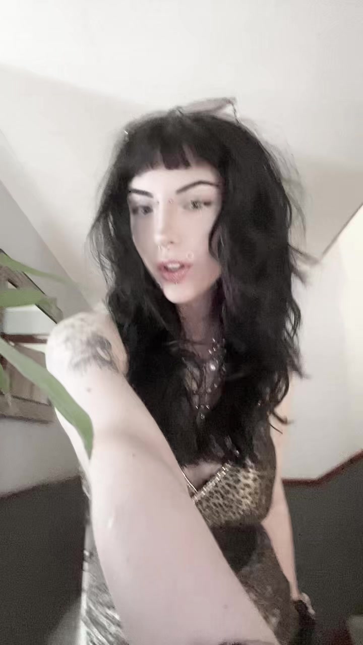 @Aphen🧟&zwj;♀️