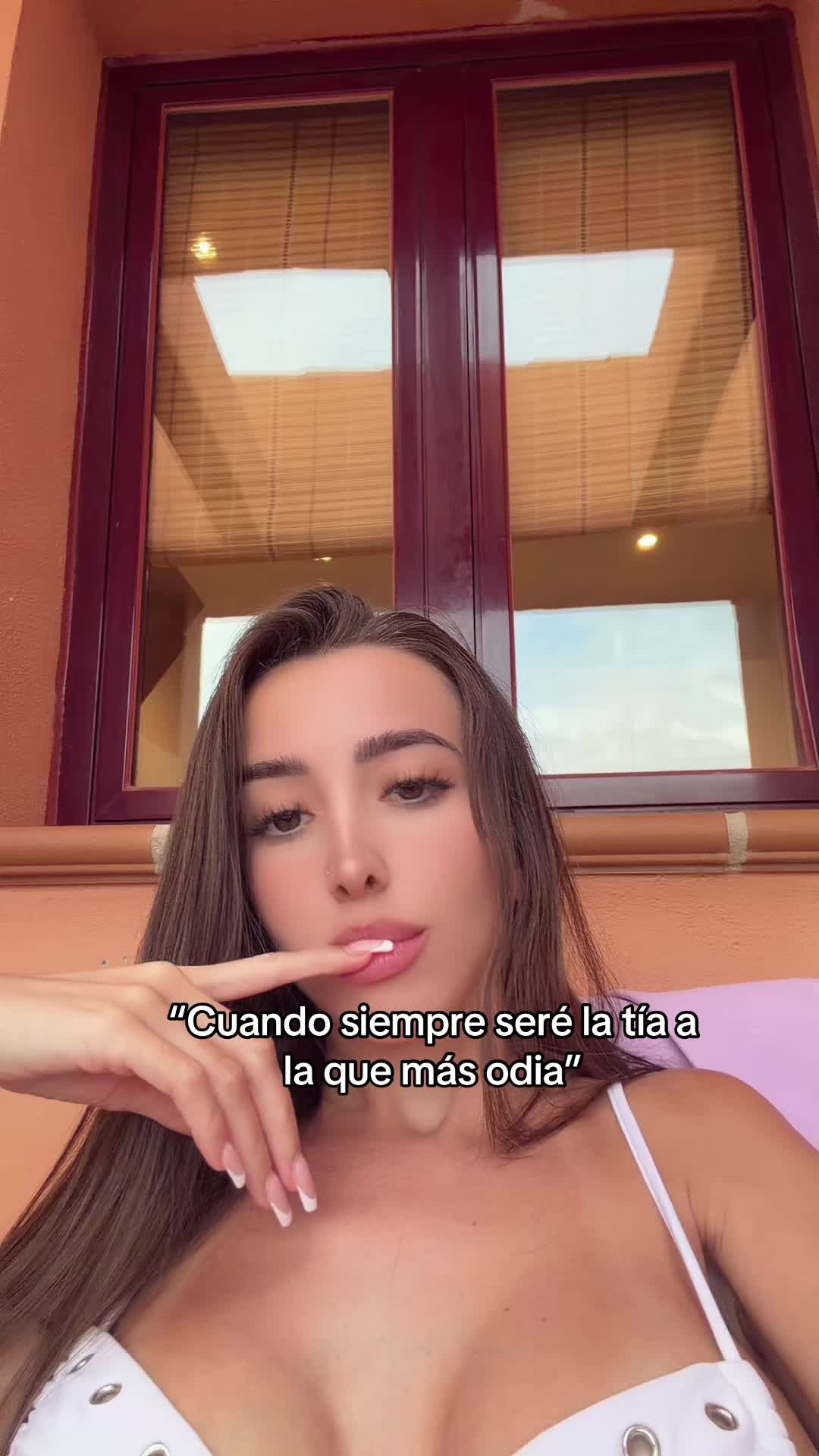 @nayiimtnez