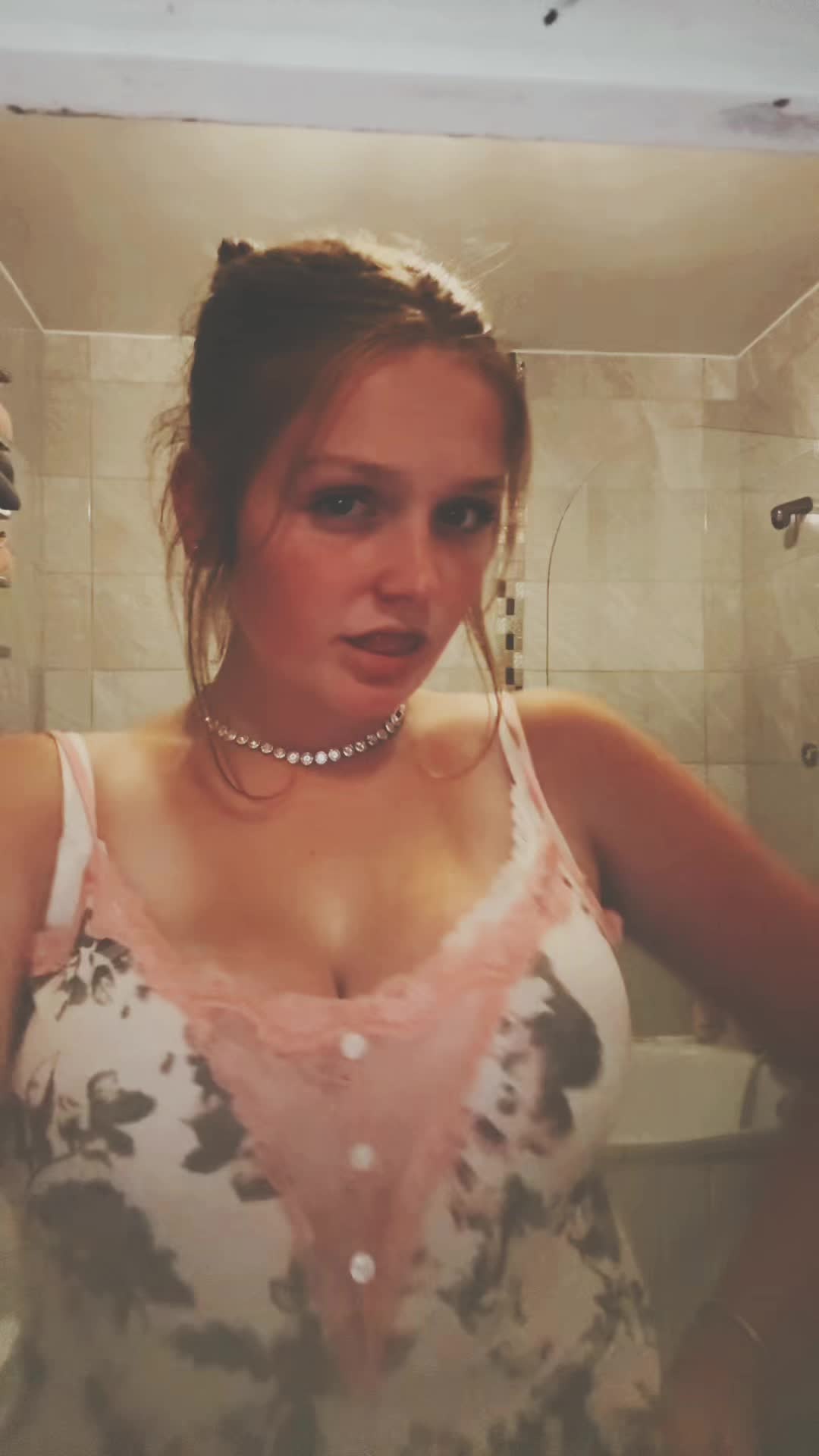 @👸🏼