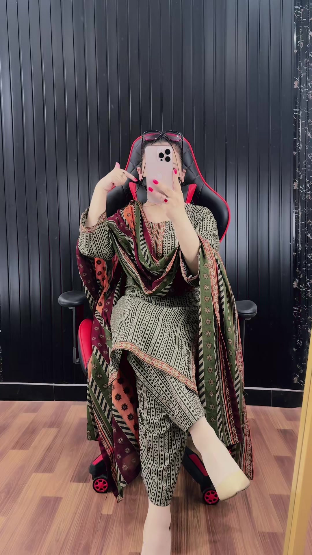 @𝐇𝐚𝐬𝐞𝐞𝐧𝐚🔥