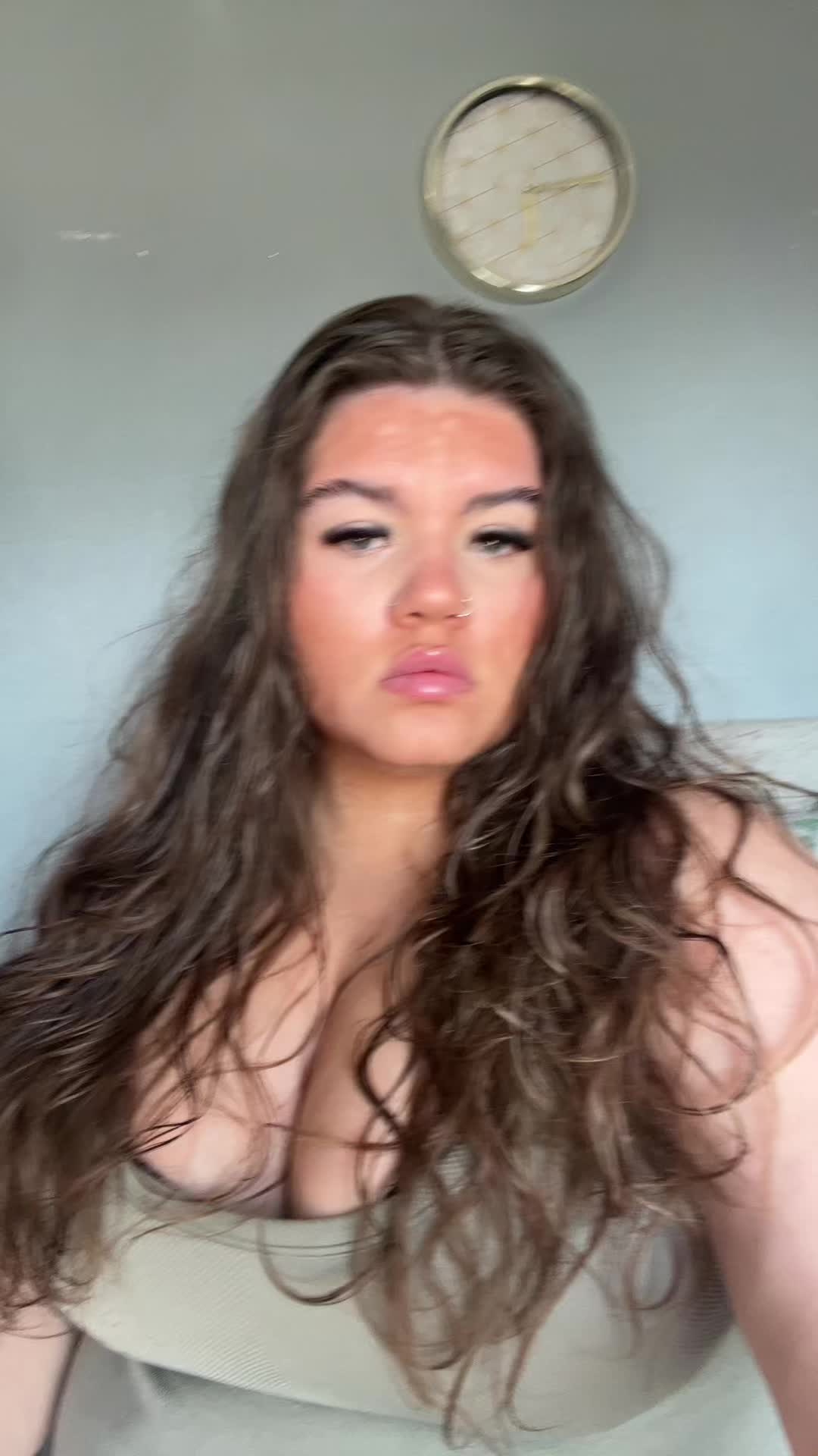 @maisiewright18