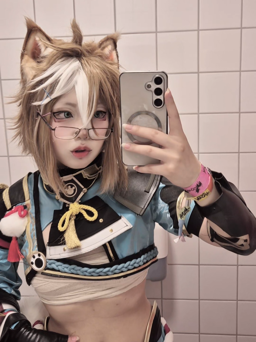 @dolltofu