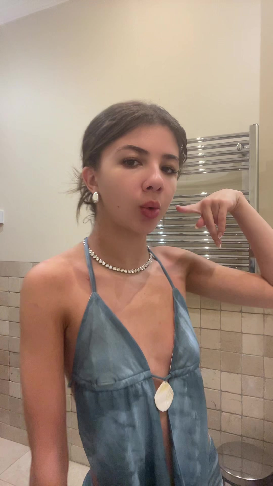@ava