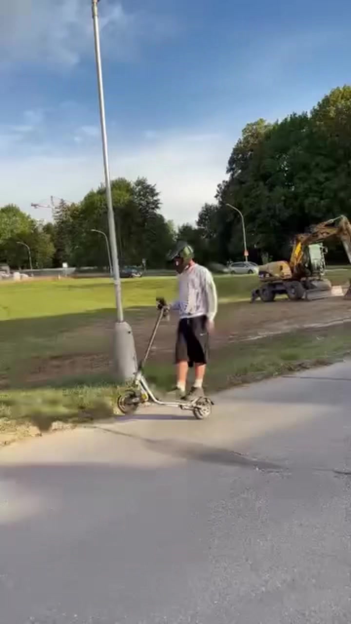 @1,3kw toboooo🥷🏿🛴