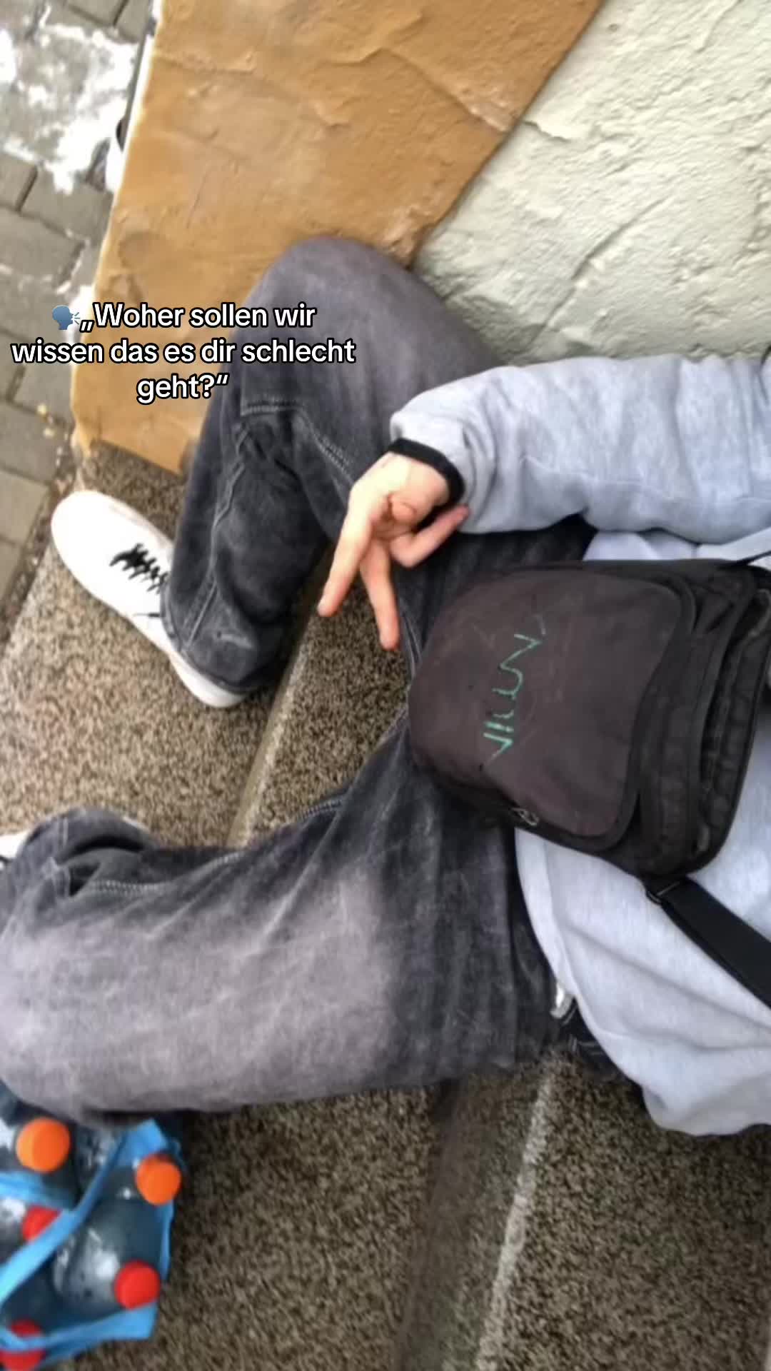 @`
