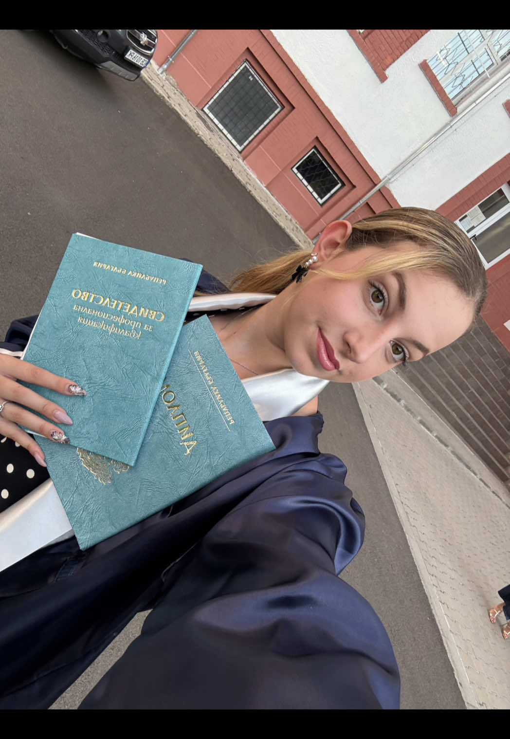 @𝒮𝒾𝓂𝑜𝓃𝒶